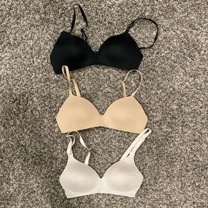 Lot of 3 Calvin Klein wireless 32A bras